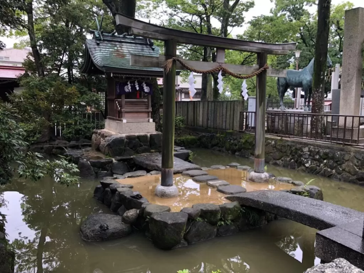 石切劔箭神社の可愛い亀さんの秘密