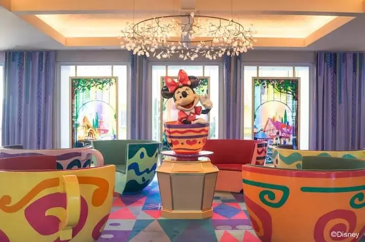 Tokyo Disney Resort Guide: Popular Attractions, Access, and Hotels