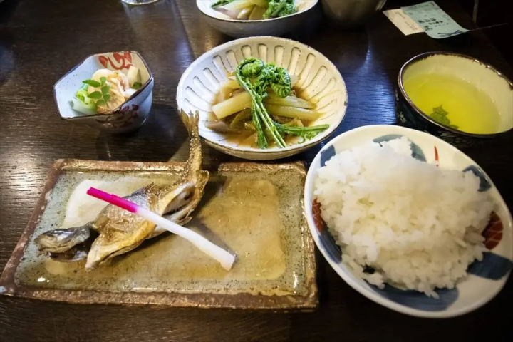 Let's go hiking in Kamikochi! Let's go hiking in Kamikochi!