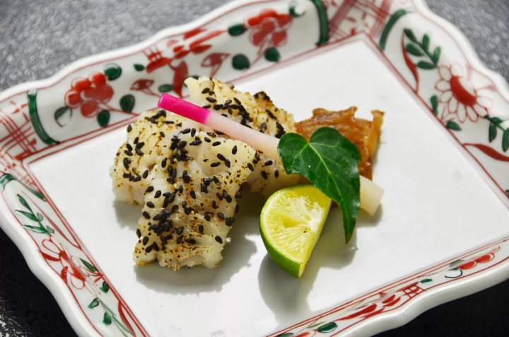 距山口市30分钟！来到防府，一定要尝尝这道闪耀着工匠精神的“天神火锅”。