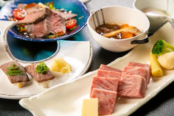 [ธูปเก็นจิ] เรียวกังที่คุณสามารถเพลิดเพลินกับอาหารสุดหรูในมินามิชิตะ จังหวัดไอจิ