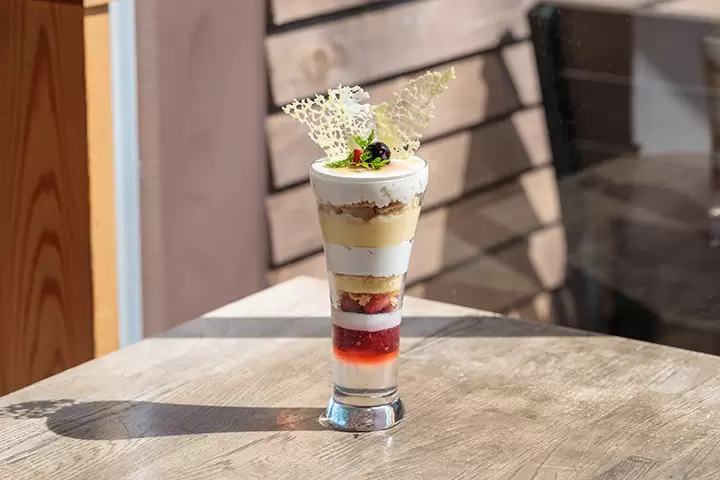 [จังหวัดทตโตริ] เพลิดเพลินไปกับทัวร์พาร์เฟ่ต์ 475 (โยนาโกะ) ในเมืองโยนาโกะ! 5 พาร์เฟ่ต์แนะนำที่คุณต้องลอง