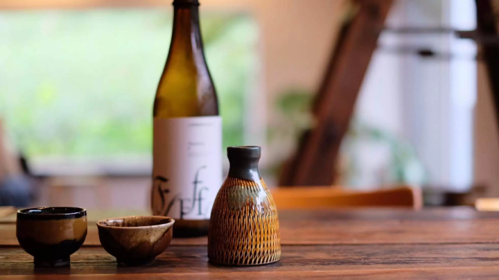 จิบและสนับสนุน! Sake Sensations สำหรับแผ่นดินไหวโนโตะ (ทาคายามะ)