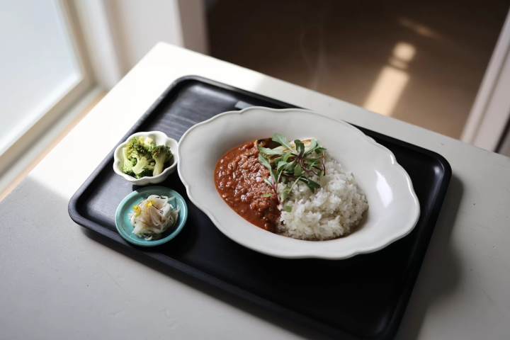 “Awabi ware” ~Inherited vessels that incorporate the spirit of Japan~