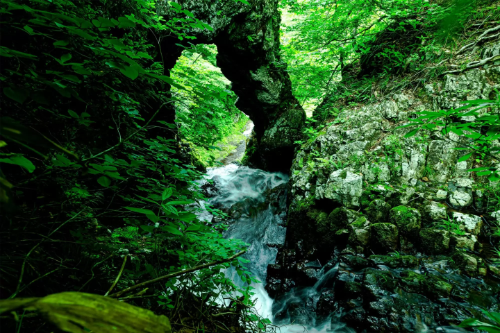 “山的另一边”：通过沉浸式户外活动和文化体验探索置玉地区