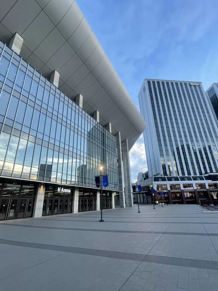 เค อารีน่า และ ฮิลตัน โยโกฮาม่า 