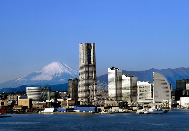 พื้นที่โยโกฮาม่ามินาโตะมิไรและภูเขาไฟฟูจิ 