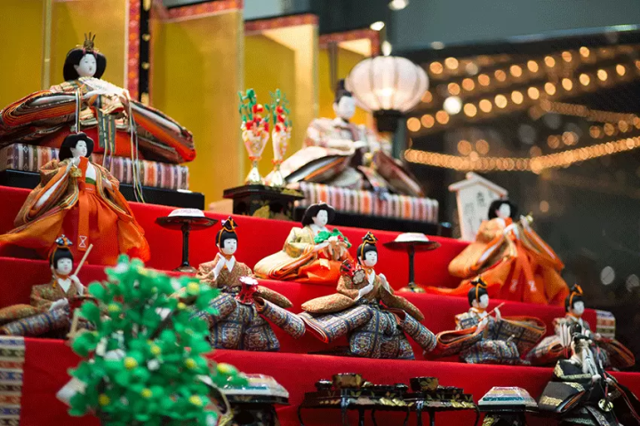 [วันที่ 3 มีนาคมเป็นเทศกาลตุ๊กตา] ชม "เกียวโตฮินะ" แบบดั้งเดิมอย่างใกล้ชิด ฉันรู้สึกทึ่งกับความงามของมัน!