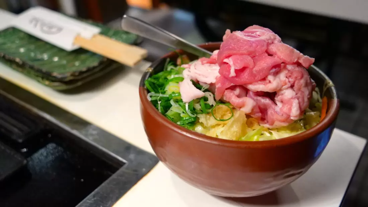 自分たちで焼いちゃおう!「お好み焼き」も「たこ焼き」も!