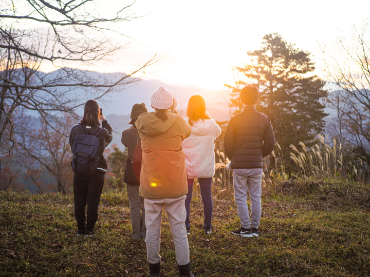 цветок how are you. вопросы про интернет на английском. фон для презентации powerpoint английский. Live without technology. Money презентация.