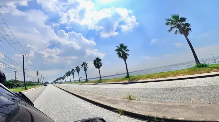 会場へ向かう途中の千葉フォルニアで既にテンションは最高潮 