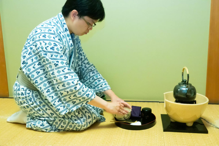 다도를 배울 수 있는 일본어 학교 ～ 1일 체험으로는 부족한 분에게 ～