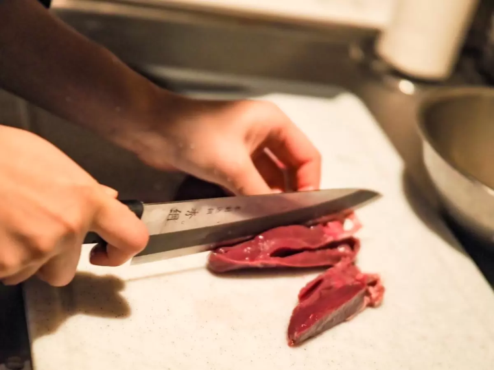 遊學教室是丹波篠山的里山學園，有英文導遊。