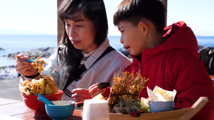 Experience Tateyama in early spring! Tateyama taxi trip experience for a Taiwanese family by JOY Taku