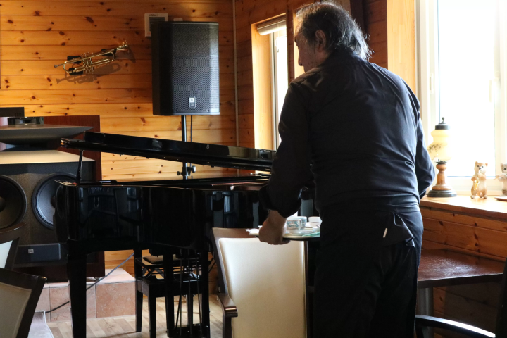 Holiday trip for adults ~ Overlooking Izunuma ~