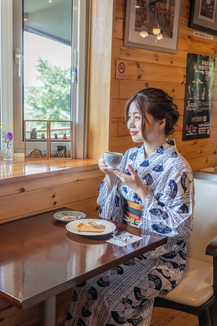 Holiday trip for adults ~ Overlooking Izunuma ~