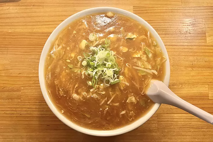 鳥取県に来たらぜひ食べたい！米子を代表するソウルフード　牛骨ラーメン