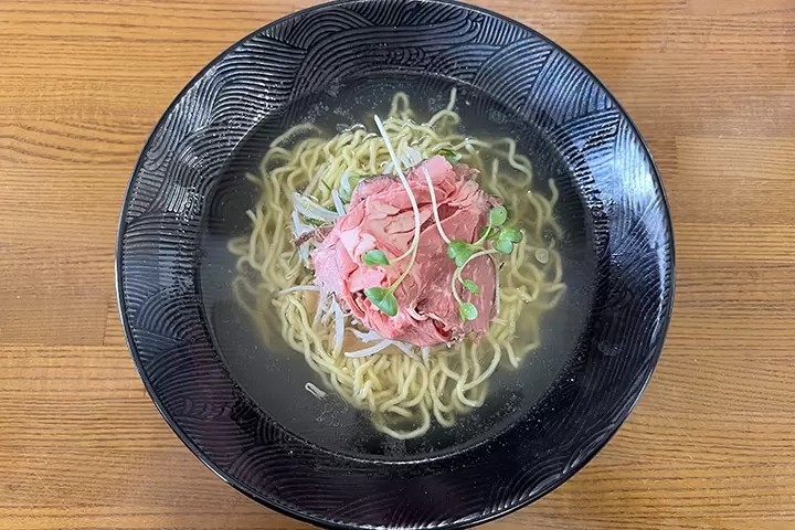 鳥取県に来たらぜひ食べたい！米子を代表するソウルフード　牛骨ラーメン