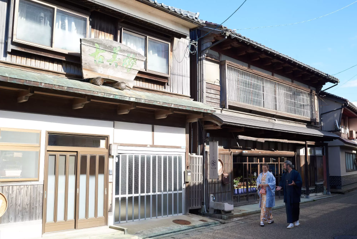2024 年 1 月开业！可以感受小镇历史和文化的“Auberge Homachi Mikuni Minato”