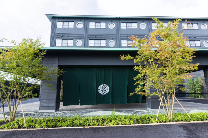 [ยาโดยะ] วิธีเพลิดเพลินไปกับห้องสวีทสุดหรูของวิลล่า