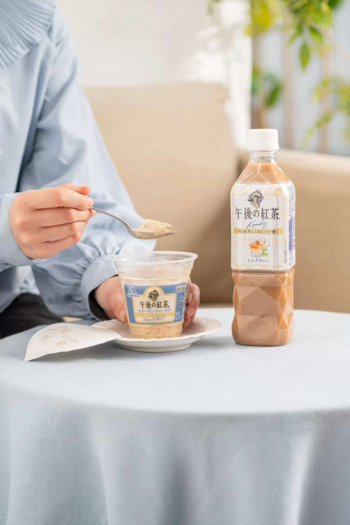 日本KIRINＸ森永製菓「午後の紅茶 茶拿鐵冰沙」2