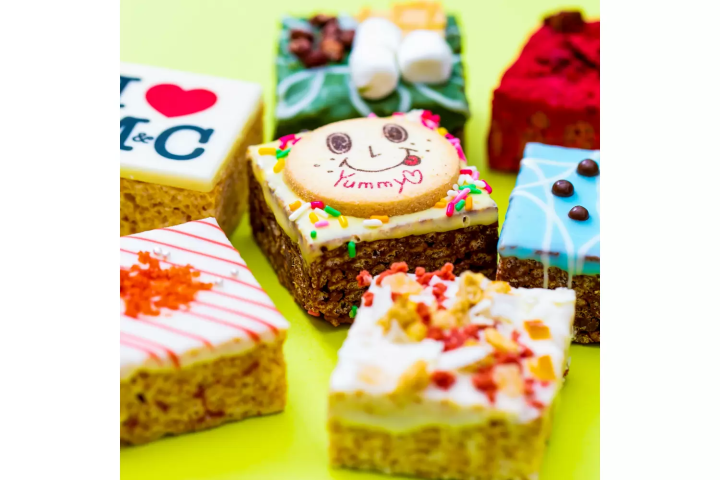 Osaka Souvenirs 2024: Top 11 Items Selected by Locals