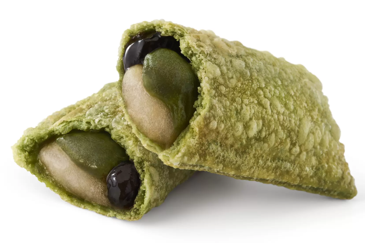 麥當勞櫻花季新品「抹茶黑蜜蕨餅派