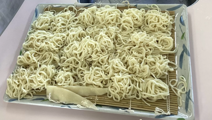 Easy! Delicious! Fun! Try homemade udon!