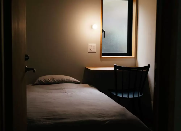 サウナを満喫！山口の山あいにある自然豊かなゲストハウス「紅花舎」