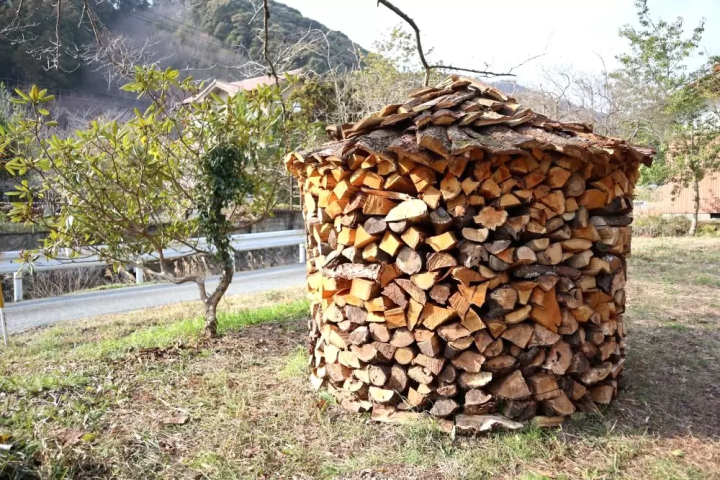サウナを満喫！山口の山あいにある自然豊かなゲストハウス「紅花舎」