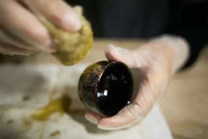 Experience Japanese tradition in Kyoto 