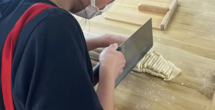 Easy! Delicious! Fun! Try homemade udon!