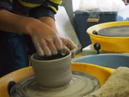 【滋賀県草津市】知る人ぞ知る「草津焼」の陶芸体験