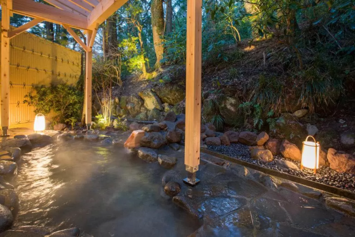 Stay at a Hakone Ryokan! 10 Japanese Inns with Great Views and Hot Springs!