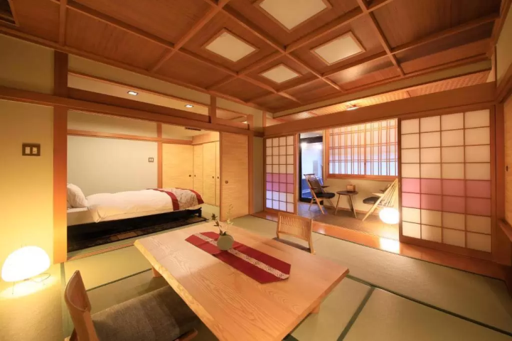 Stay at a Hakone Ryokan! 10 Japanese Inns with Great Views and Hot Springs!