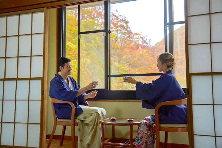 【群马县水上町】风景优美的旅馆「宝川温泉」和「日本最大的露天浴池」