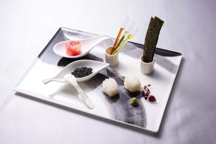 [ข้อมูลเกี่ยวกับคอร์สคาเวียร์ดั้งเดิมแบบโฮมเมด]