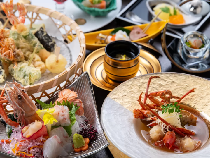 아마노 마루 베테이 "바람의 계곡의 암"[스위트 메조 네트 룸]을 보내는 방법