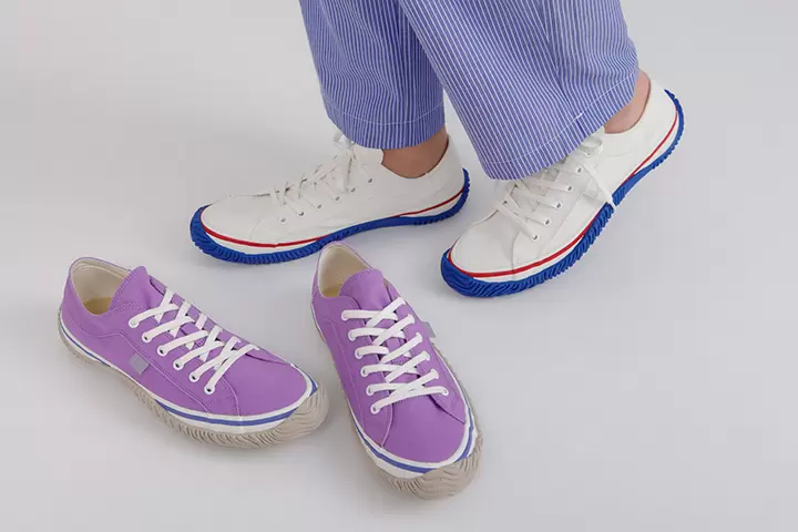 This is a new limited edition design for spring/summer 2024. This model has a rolled-up sole design using cotton for the upper.