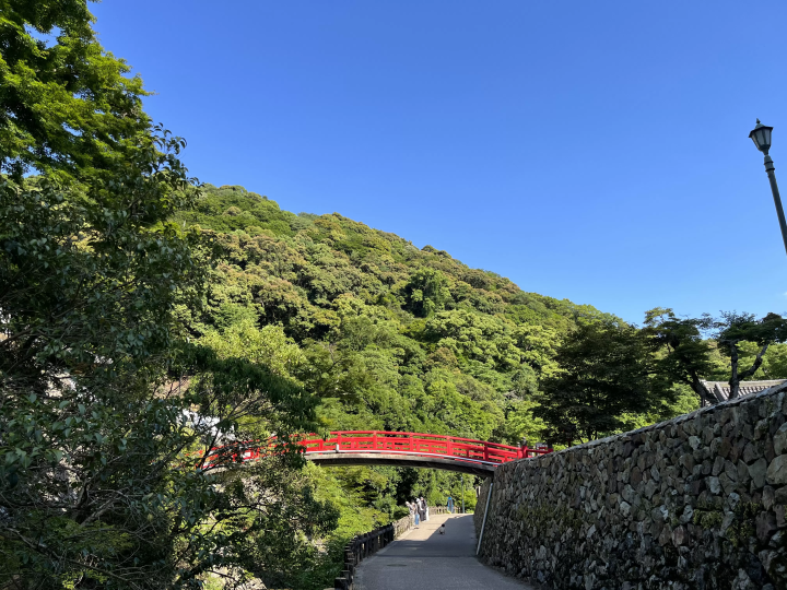 ห่างจาก โอซาก้า เพียง 30 นาที “Fresh Green Carnival” ของมิโนะ ให้คุณได้สัมผัสกับความเขียวขจีสดชื่นของธรรมชาติทั้งร่างกายและจิตใจ!