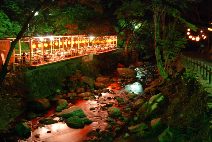 ห่างจาก โอซาก้า เพียง 30 นาที “Fresh Green Carnival” ของมิโนะ ให้คุณได้สัมผัสกับความเขียวขจีสดชื่นของธรรมชาติทั้งร่างกายและจิตใจ!