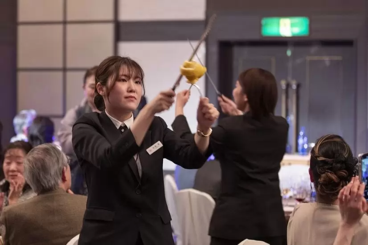 [รายงานการบรรยาย Cui Yan Guang ครั้งที่ 12 และงานเลี้ยงอันแสนสุข]