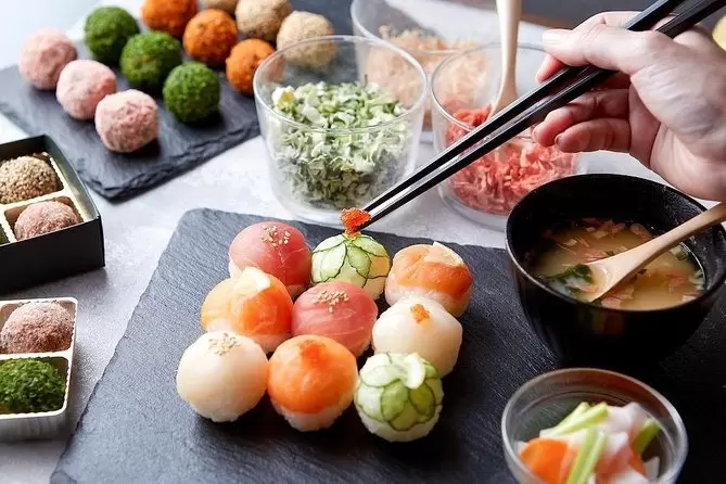 Dining in Japan: 12 Tokyo Food Tours and Cooking Experiences