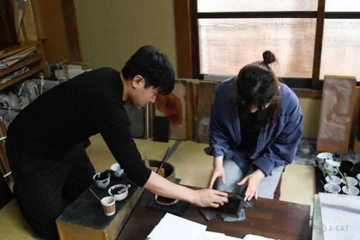 Experience traditional Japanese craftsmanship and art in Tokyo