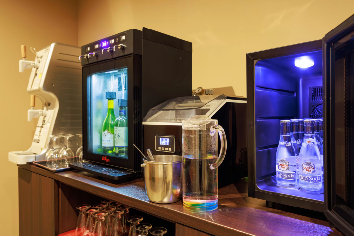 ラウンジが完成しました