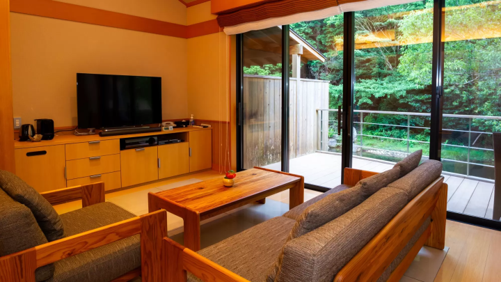 1일 1조만의 호화로운 이세시마 관광