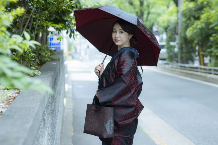 【2024最新】梅雨とは？ 期間・過ごし方・服装などまとめ