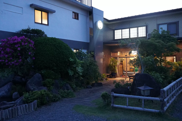 [About an hour from Narita Airport] What is the junior soccer tournament hosted by Kashima Antlers, the team with the most titles in Japan?