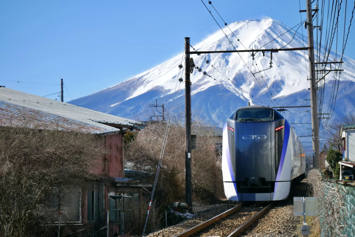 Cách đi từ Tokyo đến Hồ Kawaguchi vào năm 2024: Hướng dẫn so sánh các phương thức di chuyển