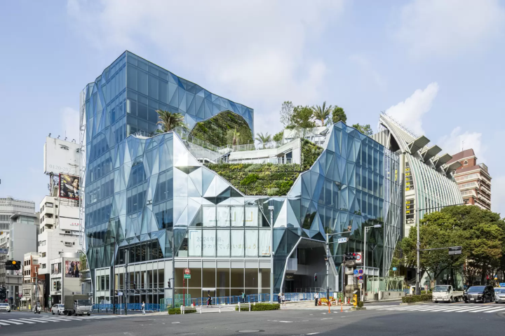 Harajuku-Omotesando: 25 Fun Things to Do, Shopping, and Food